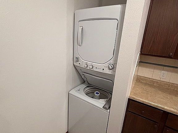 2nd image of 155 E San Marnan Dr APT 4