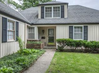 4905 Howe Dr, Roeland Park, KS 66205