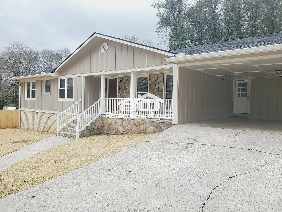 Building Photo - 3910 Lisas Dr NW