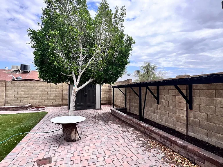 16291 N 29th Dr — Photo 35