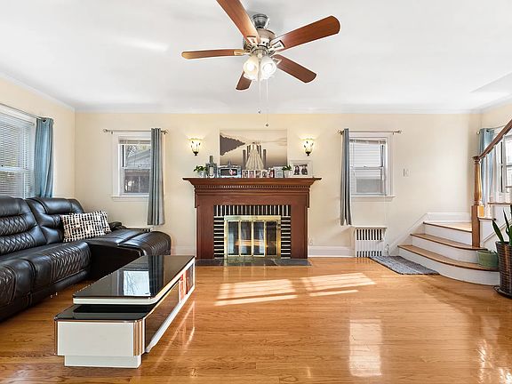 3rd image of 4340 169th St