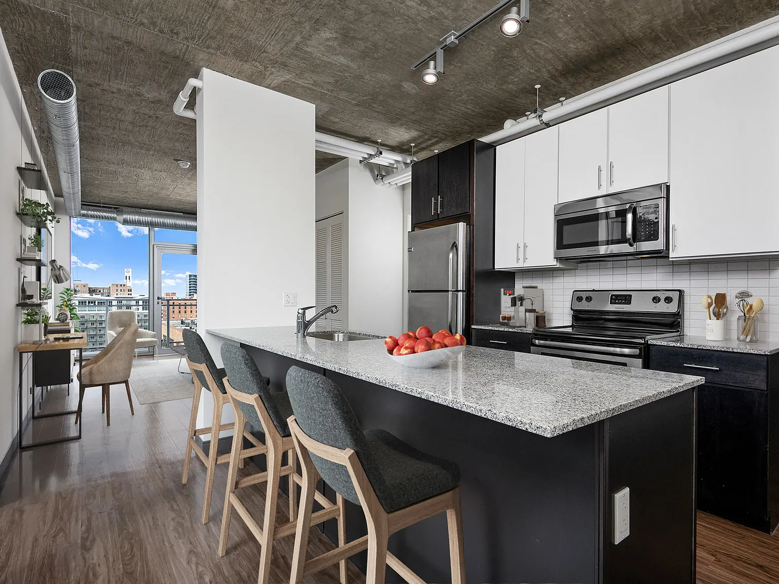 JeffJack Apartments — Photo 1