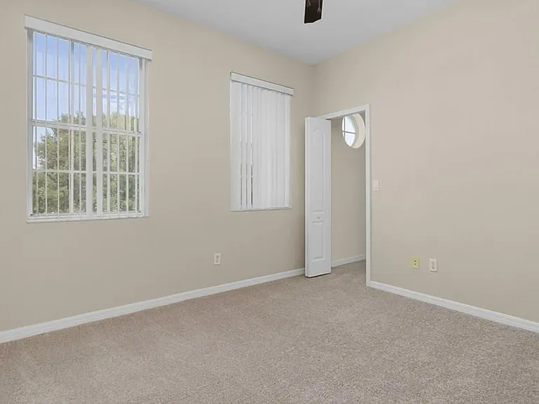 13277 Daniels Landing Cir — Photo 22