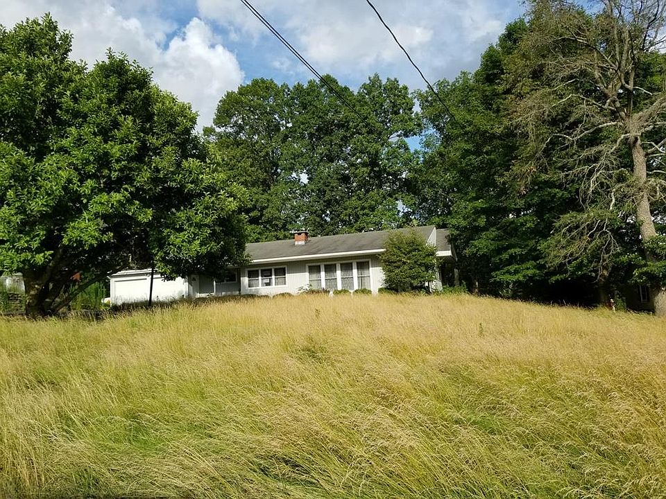 1st image of 222 Woodland Dr