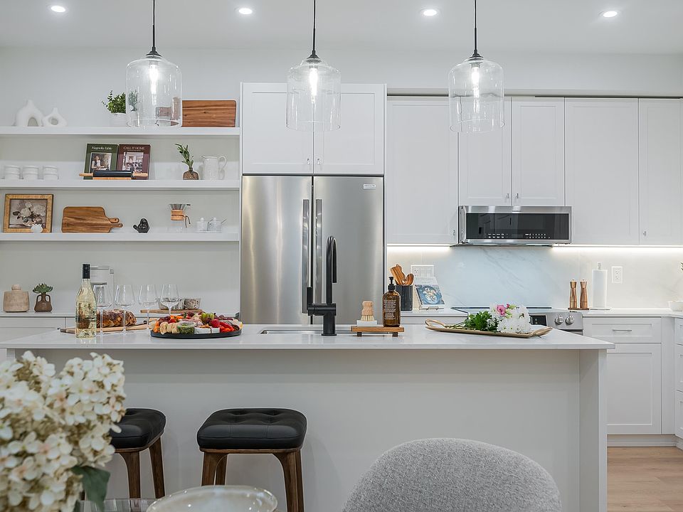 1st image of 46187 Thomas Rd #211