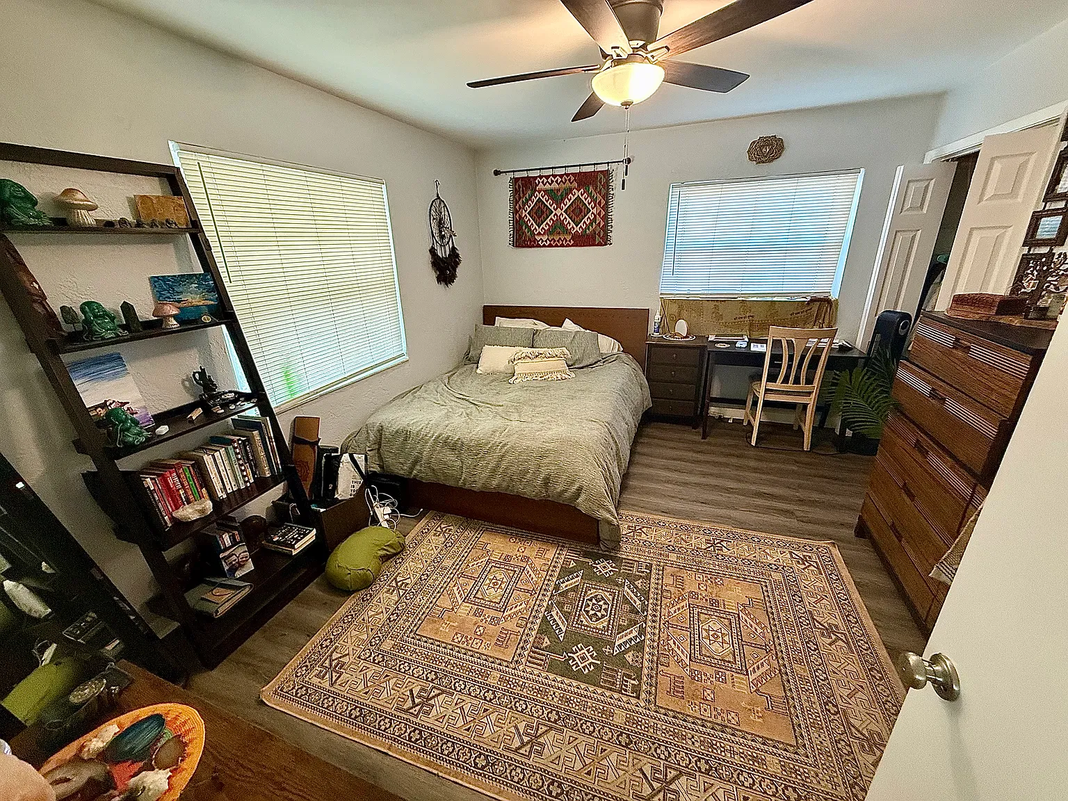 3 bed, 1257 sqft, $1,200 — Photo 1