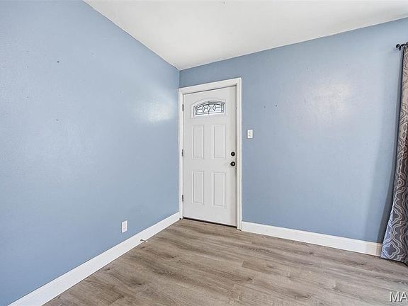 4th image of 316 Lucinda Ave