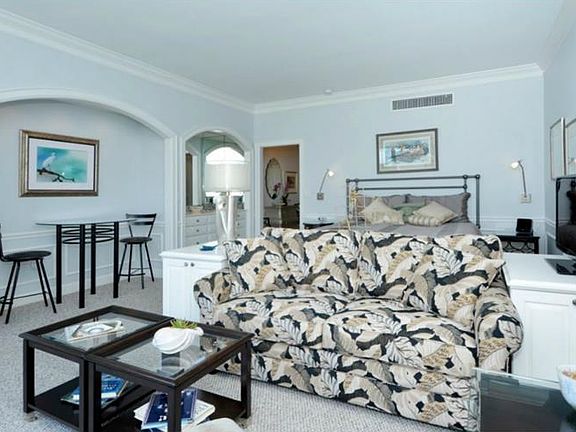 3rd image of 51 Mac Ewen Dr #3