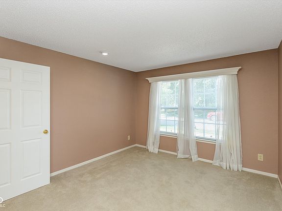 5th image of 14334 Banister Dr