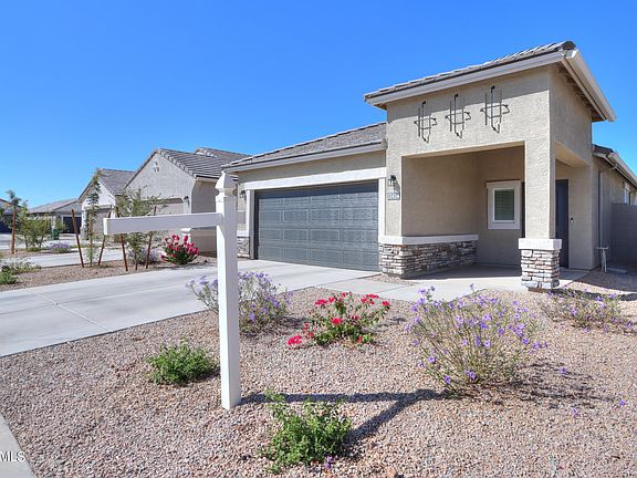 3rd image of 35434 W SAN SISTO Avenue