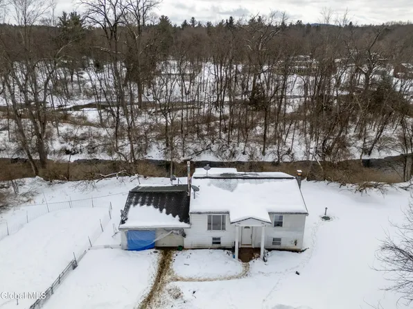 978 New York 29, Saratoga Springs, NY 12866