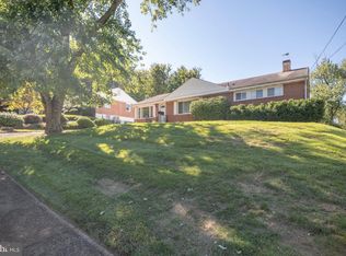 6206 Hillview Ave, Alexandria, VA 22310