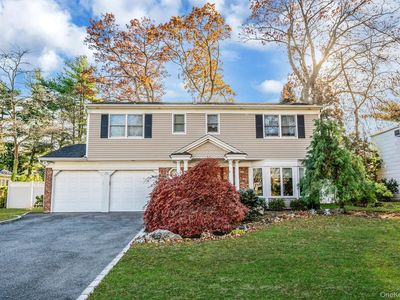 28 Cedarwood Lane, Commack, NY, 11725