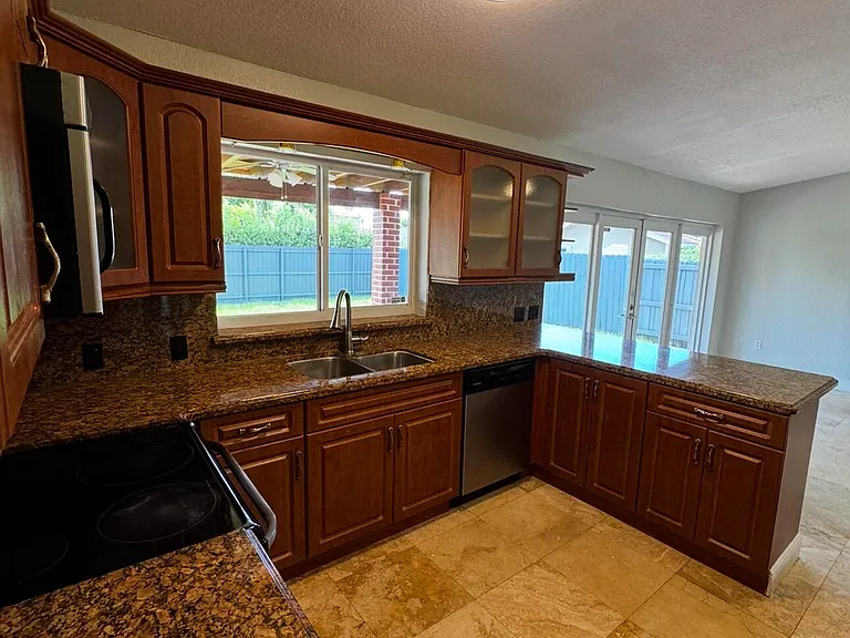 3681 SW 132nd Pl #3681 — Photo 3