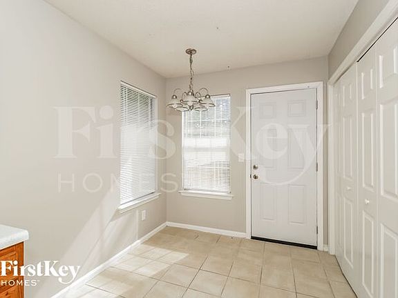 5th image of 1179 Foxwood Dr