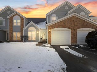 1879 Independence Ct, Gurnee, IL 60031