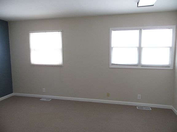 2nd image of 1565 N 7th St