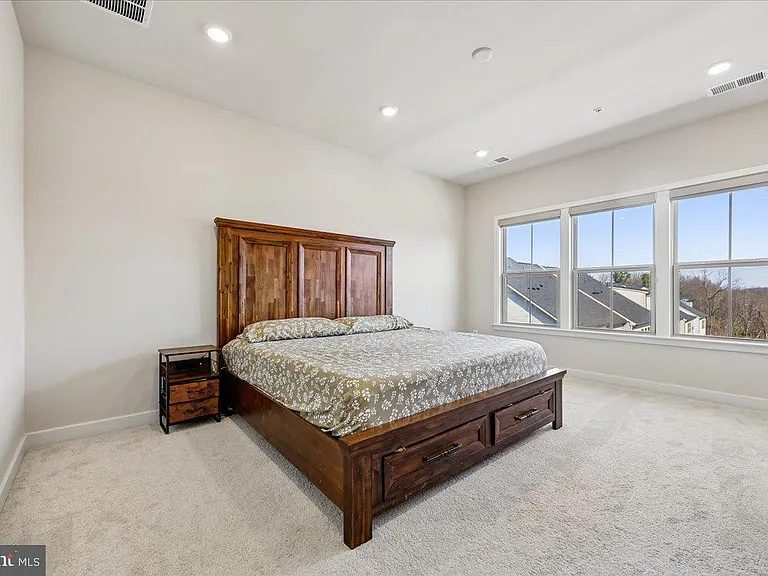 10206 Lake Linganore Blvd — Photo 14