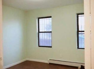 9402 241st St FLOOR 1, Floral Park, NY 11001