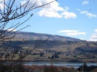 2145 W Honeysett Rd, Wenatchee, WA 98801