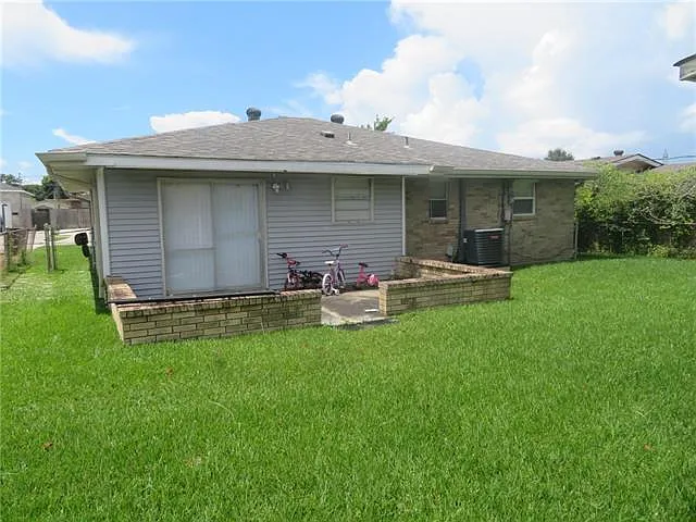 1629 Maplewood Dr — Photo 11