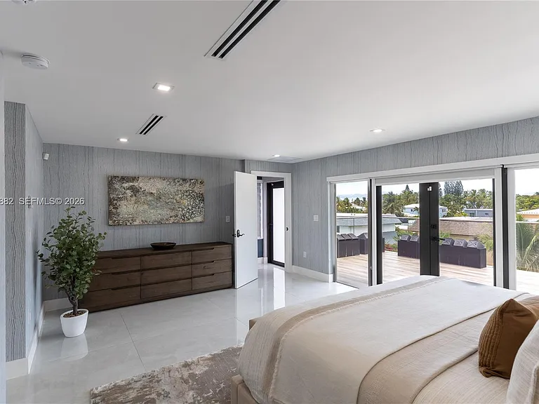 5601 N Ocean Dr — Photo 52