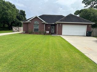 520 Romero St, Bridge City, TX 77611