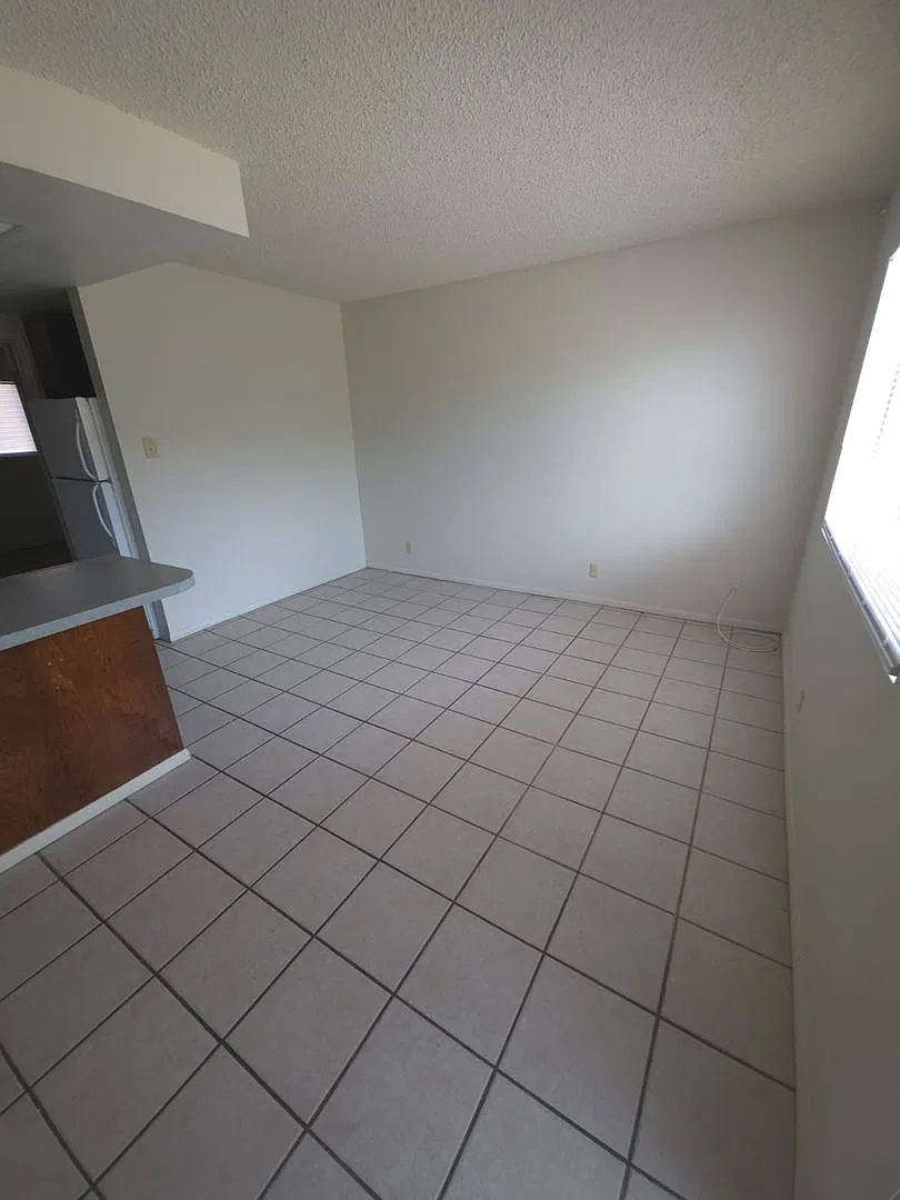 12981 — Photo 3
