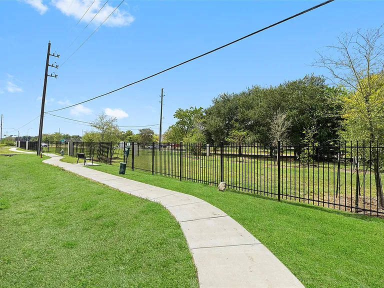 8132 Brocken St — Photo 33