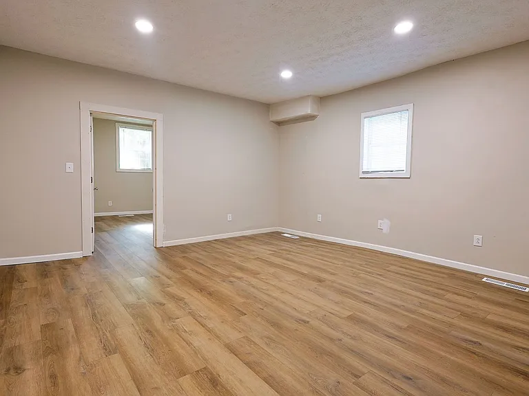 1019 S 8th St — Photo 7