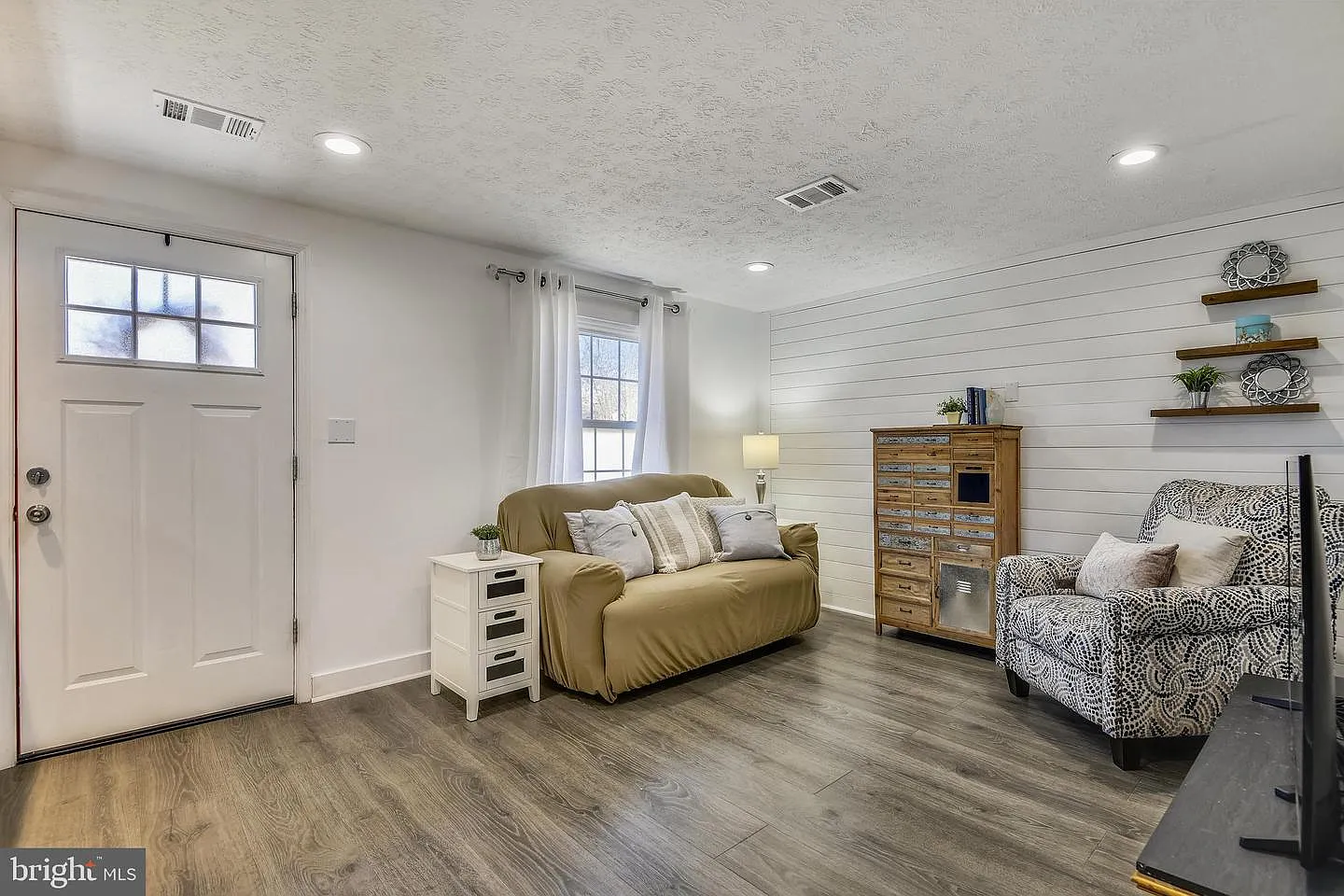 1593 Native Dancer Ct photo 1