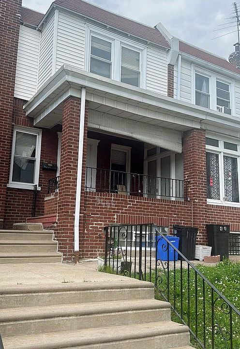 1st image of 3445 Wellington St