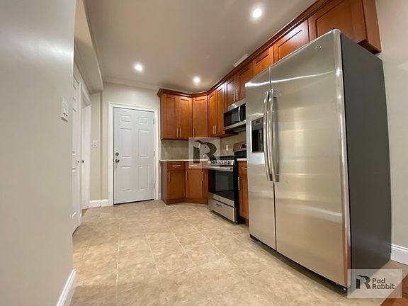 2nd image of 660 Rogers Ave #2L