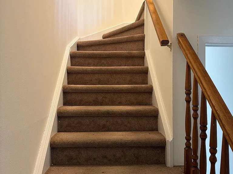 188 Ensign Dr — Photo 8