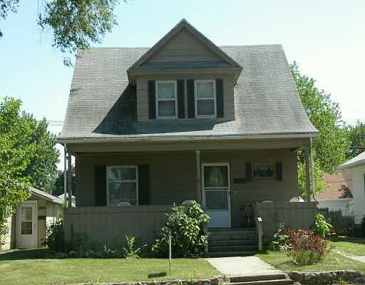 1519 Lincolnway Way E photo 1