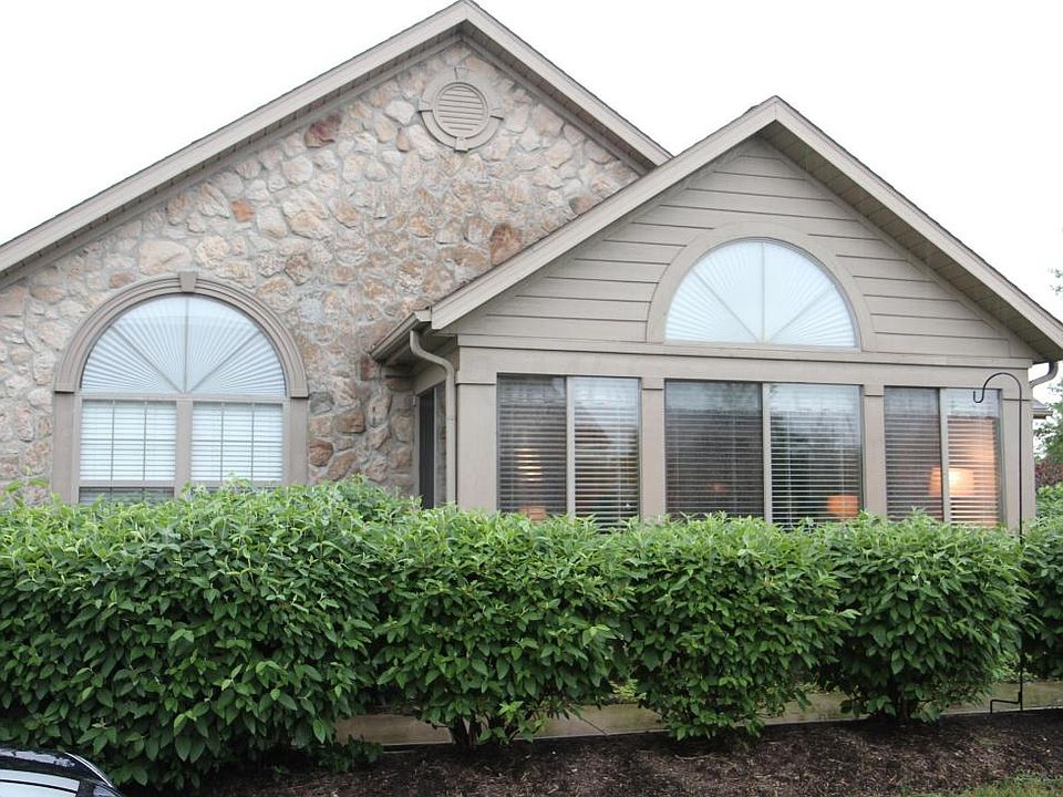1st image of 8932 Linksway Dr
