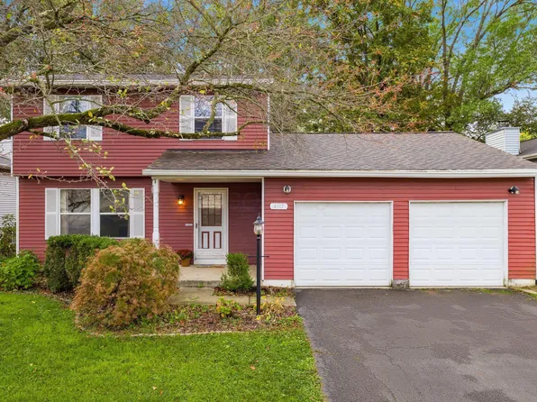 4017 Blueberry Hollow Rd, Columbus, OH 43230