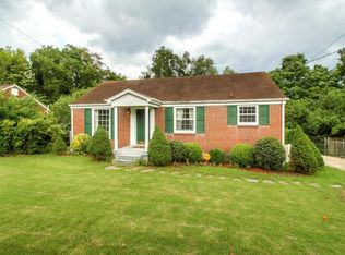 2000 Riverwood Dr, Nashville, TN 37216
