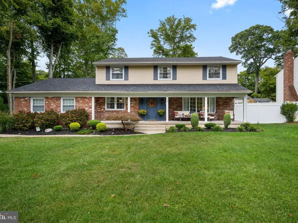 715 Meadowview Dr, Cinnaminson, NJ 08077