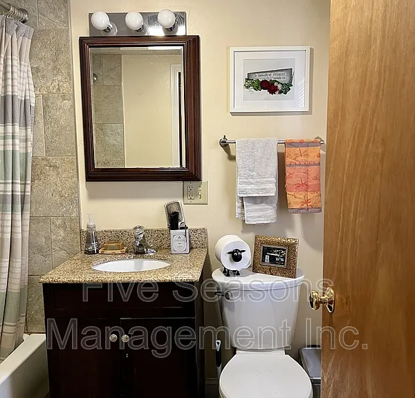 40 Intervale Ave #6 — Photo 8