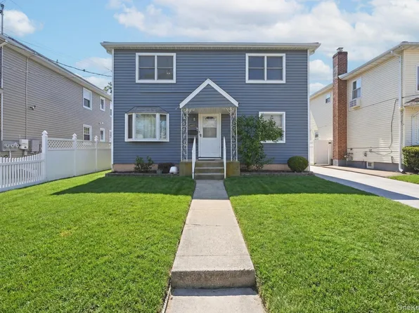 144-10 256th St Floor 2, Rosedale, NY 11422