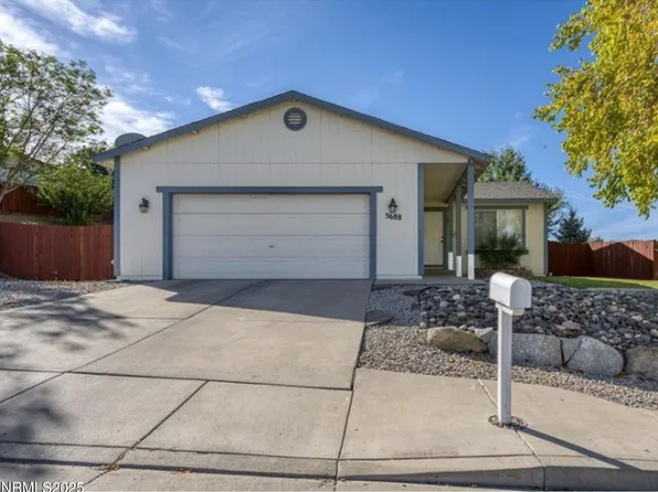 5688 Peach Ct, Sun Valley, NV 89433