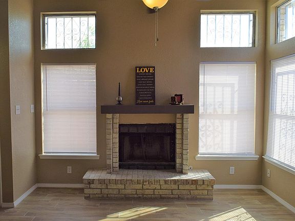 5th image of 12005 Picasso Dr
