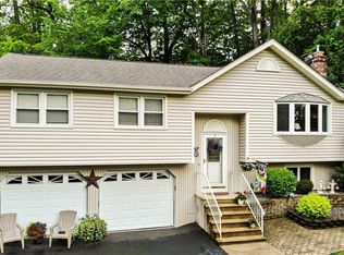 110 Orleans Dr, Bristol, CT 06010