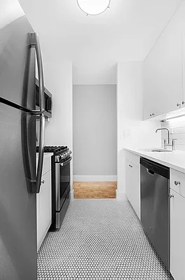 Rented by Mirador Real Estate | media 34