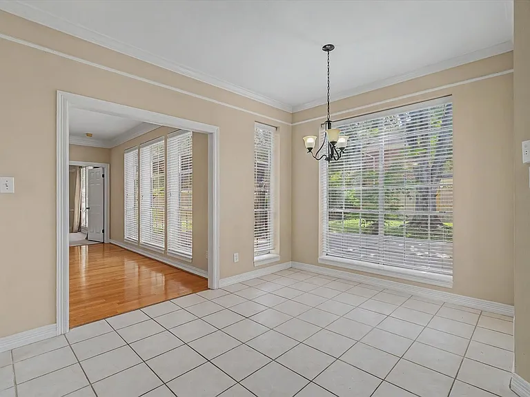 4303 Hillswick Ct — Photo 17