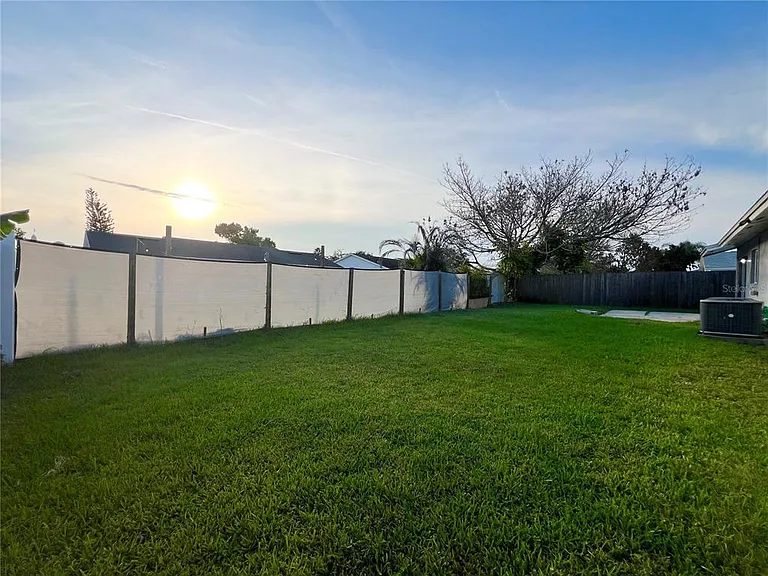 11340 Cardiff Dr — Photo 60