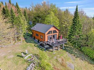 21 Mountain View Rd, Colebrook, NH 03576