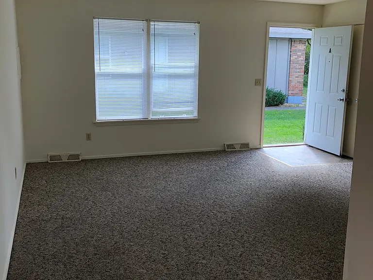 1668 N Patterson Ave #B — Photo 12