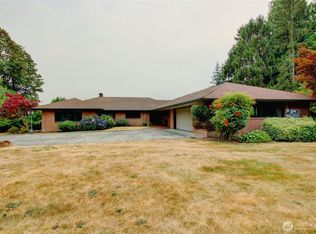 916 N Township St, Sedro Woolley, WA 98284